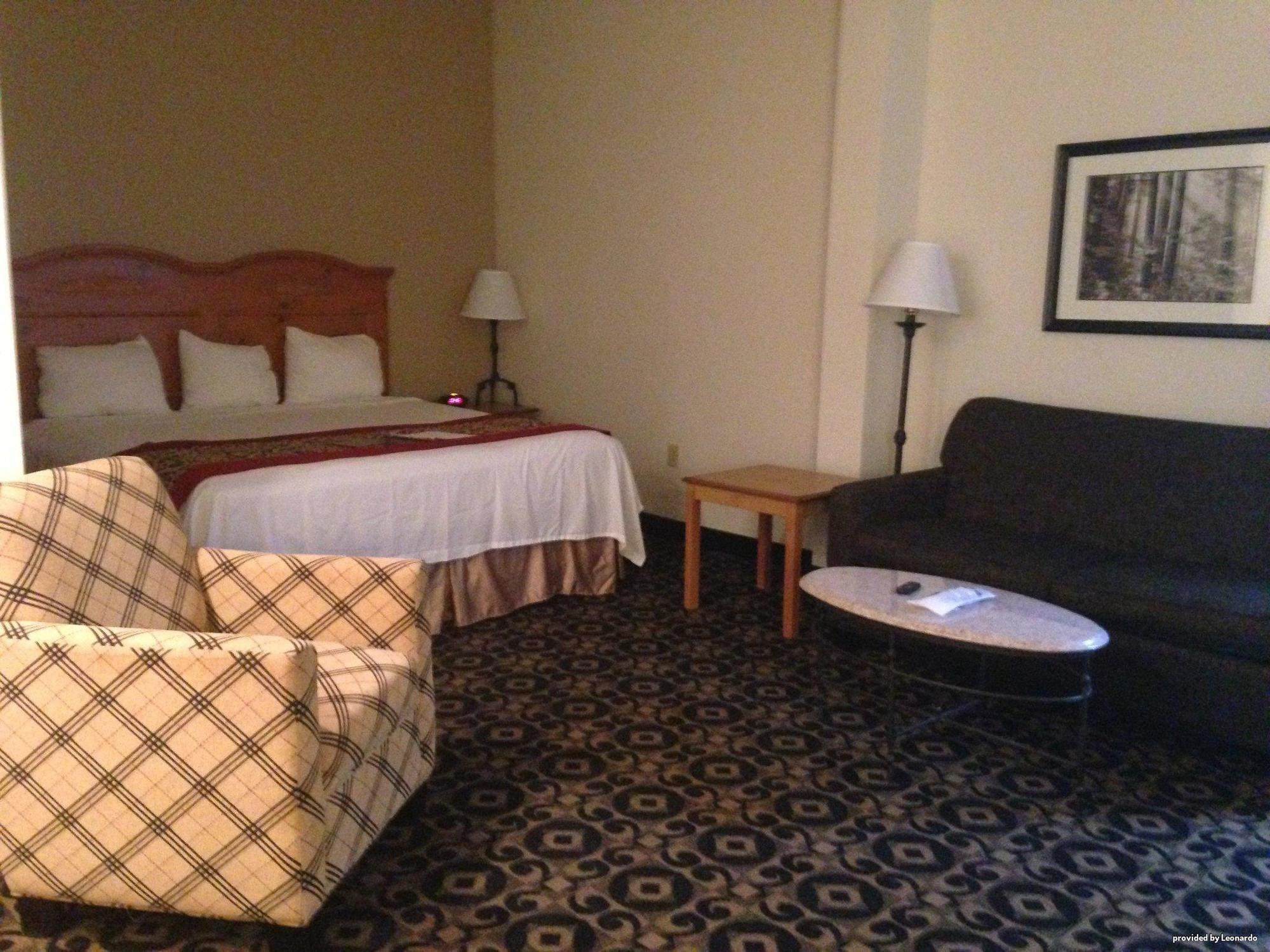 Quality Inn & Suites Boone - University Area Exterior foto
