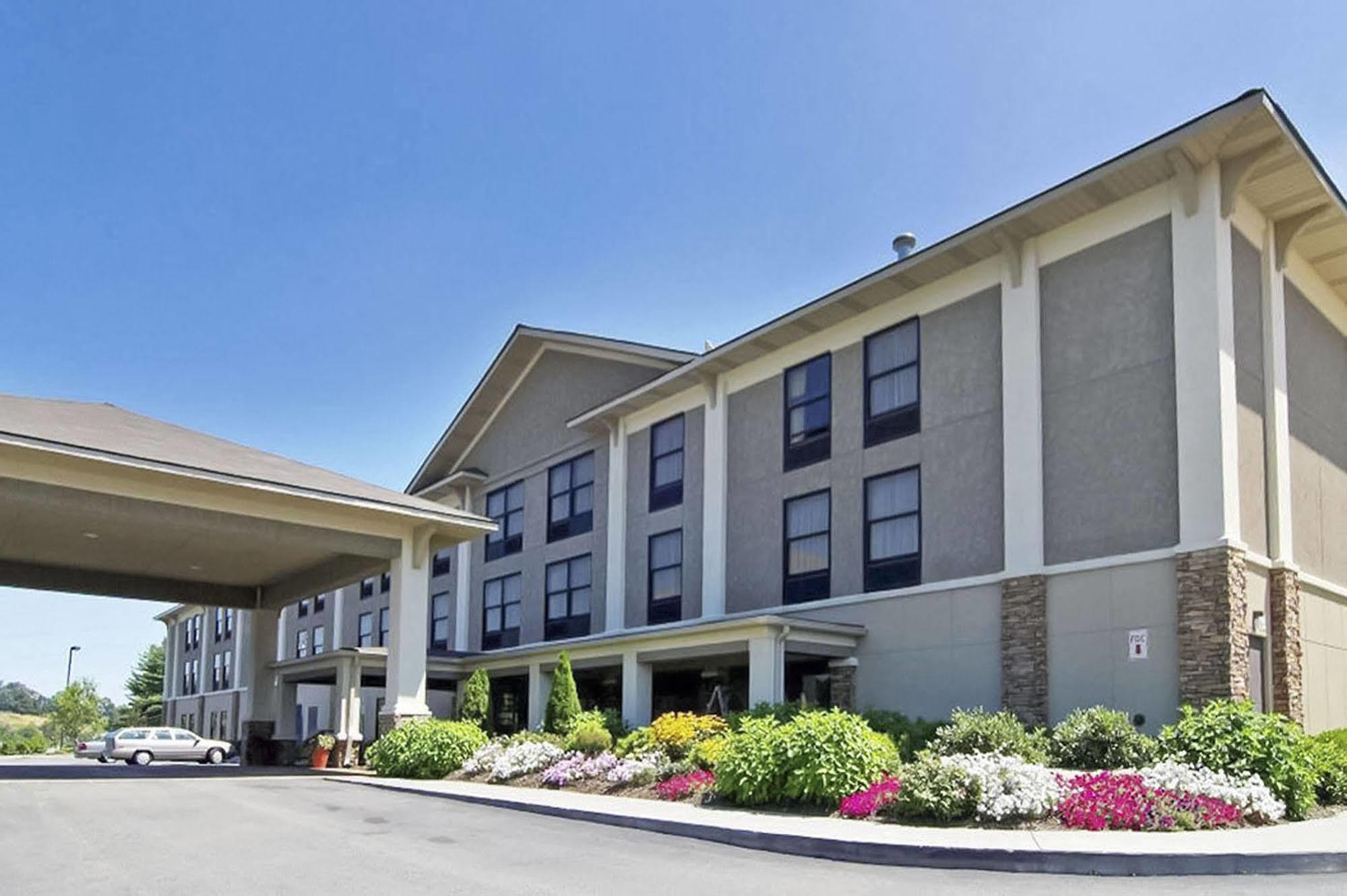 Quality Inn & Suites Boone - University Area Exterior foto
