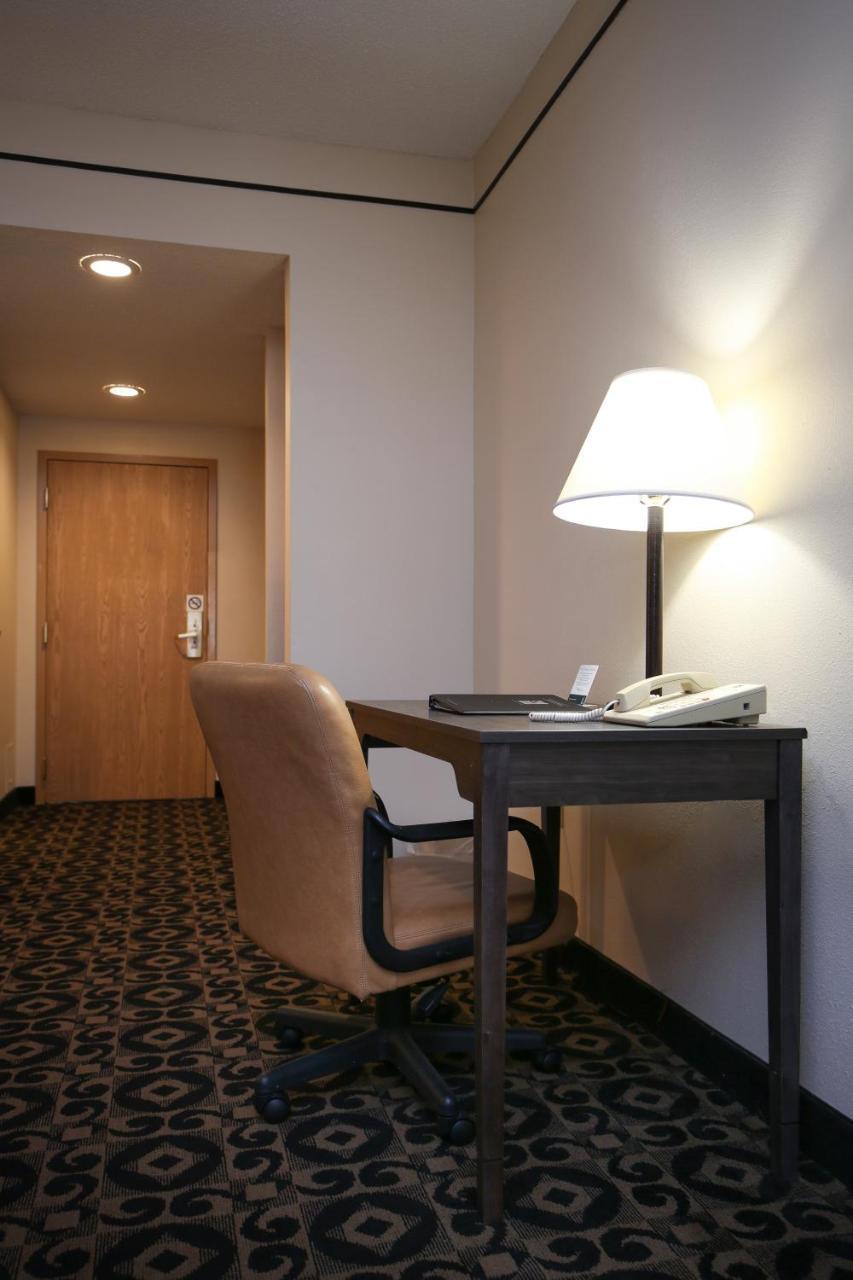 Quality Inn & Suites Boone - University Area Exterior foto
